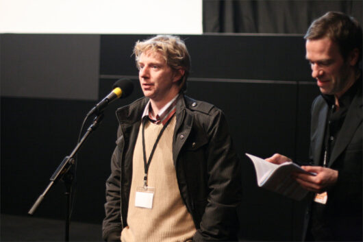 6 Mars - Compétition Française. Le réalisateur Amaury Brumauld présente son film UNE OMBRE AU TABLEAU avec François Bonenfant (adjoint à la direction artistique du festival) © Valérie Dupoy