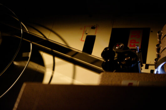 27 Mars - Cabine de projection © Gaëlle Delort