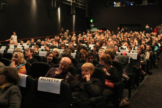 17 Mars - Cérémonie d'Ouverture. Spectateurs en salle © Marion Staltel