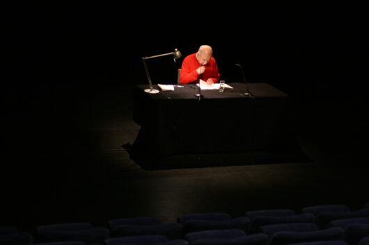 10 Mars - Lecture Publique. La télévision racontée par Jacques Sojcher (philosophe et essayiste) © Valérie Dupoy