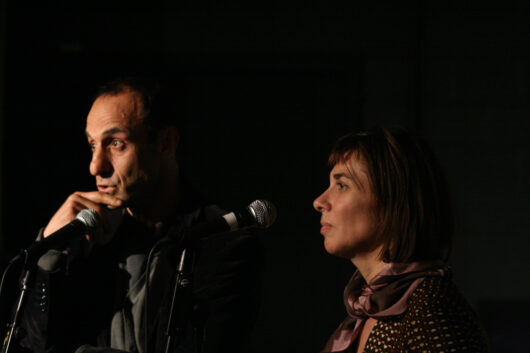 9 Mars - Compétition Internationale. Le réalisateur Hassan Zbib présente son film CREATIVE CHAOS: ROUND ONE avec Catherine Bizern (membre de l'association Les Amis du Cinéma du réel) © Valérie Dupoy