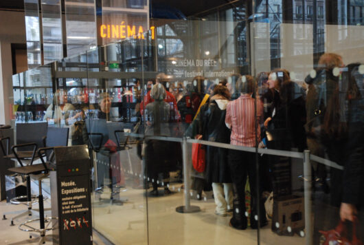 14 Mars - File d'attente © Mélodie Penet