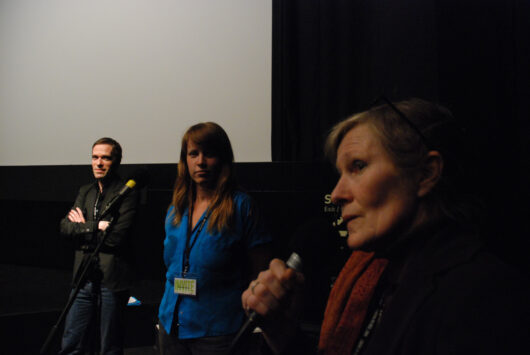 11 Mars - Compétition Internationale. La réalisatrice Brigid McCaffrey présente son film TJÚBA TÉN avec François Bonenfant et Gill Gladstone © Alexia Villard
