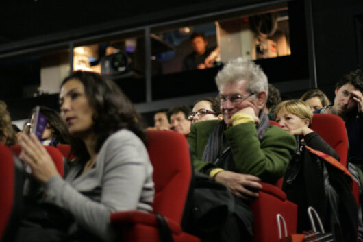 8 Mars - Spectateurs © Nicolas Rapin