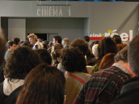 10 Mars - File d'attente devant la salle Cinéma 1 du Centre Pompidou © Caroline Cieslik