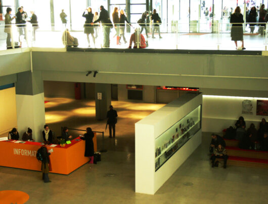 9 Mars - Atrium du Centre Pompidou © Caroline Cieslik