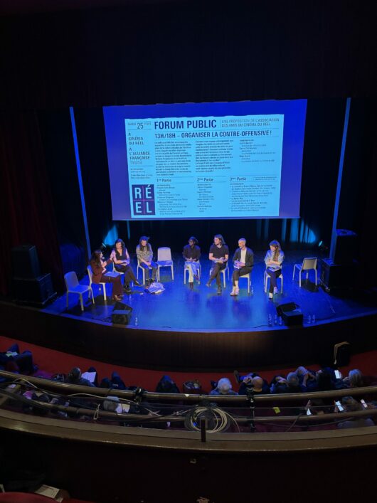 25 Mars - ParisDOC - Forum Public, Organiser la contre-offensive ! troisième partie, avec le Collectif La Buse et Réseau Salariat, L'initiative "Déborder Bolloré", Les Soulèvements de la terre, Le Bondy Blog, le Collectif des Jeunes du Parc de Belleville et le Collectif Cultures en Lutte © Coralie Marcadé