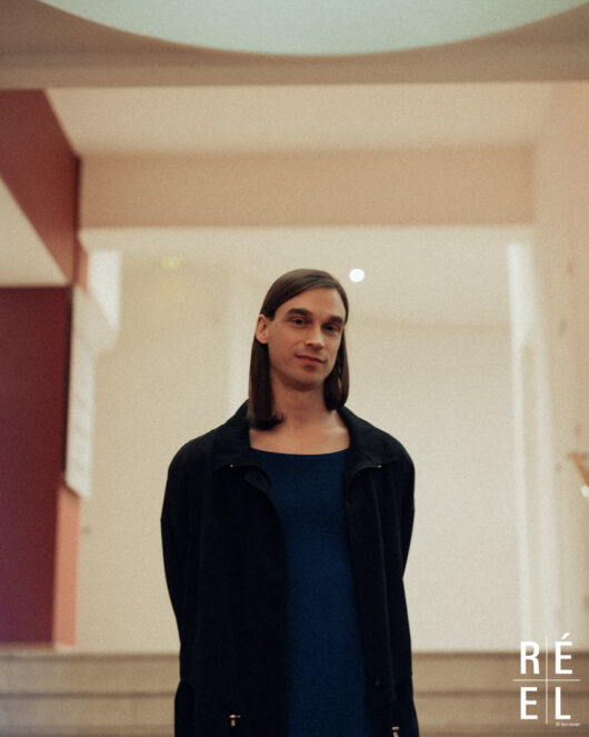 Ryan Ferko, POSTSCRIPT ® Léa Rener