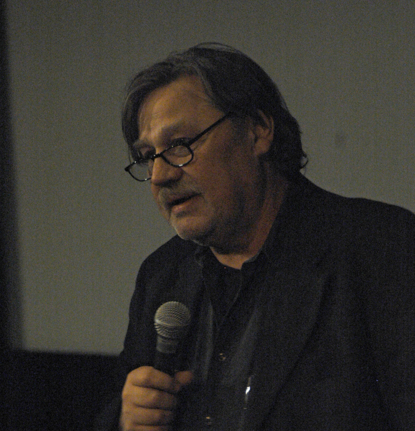 16 Mars - Histoire(s) Allemande(s). Le réalisateur Hartmut Bitomsky présente son film FLÄCHEN KINO UND BUNKER – BOMBARDEMENT BUNKER SYNDROME – DAS KINO UND DIE SCHAUPLÄTZE © Caroline Cieslik