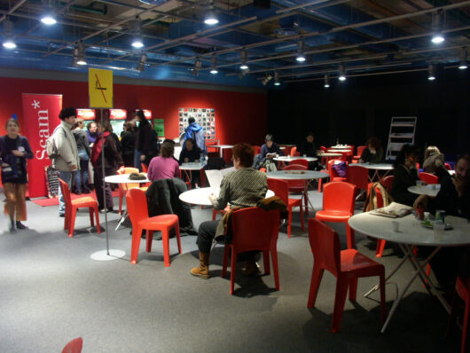 12 Mars - Caféteria © Sylvain Bich